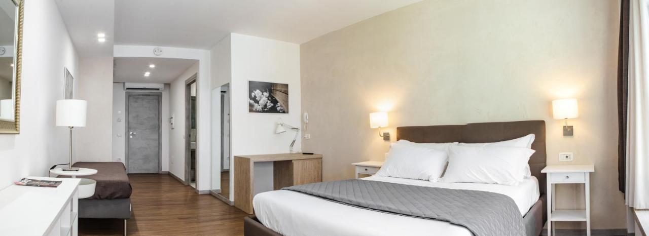 Hotel Prestige Chiaia 3*